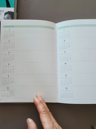 리훈 2023년 아이라이크 모눈 다이어리 미니달력 세트 — 5점을 준 리뷰어가 2022년 11월 올린 사용 사진