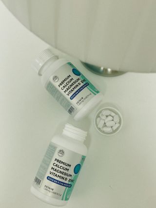 서울약사신협 네이처픽_칼슘마그네슘비타민D_1,305mg x 120캡슐 — 5점을 준 리뷰어가 2021년 9월 올린 사용 사진