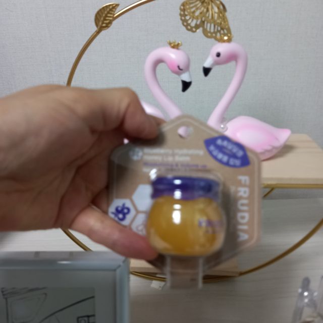 틱톡 [후르디아] 튼입술해결템 올리브영 블루베리 하이드레이팅 허니 립밤 리뷰 사진