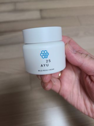 AYU25[아유트웬티파이브]다마스크로즈워터 베이스 천연 수분 촉촉 크림 — 5점을 준 리뷰어가 2021년 4월 올린 사용 사진