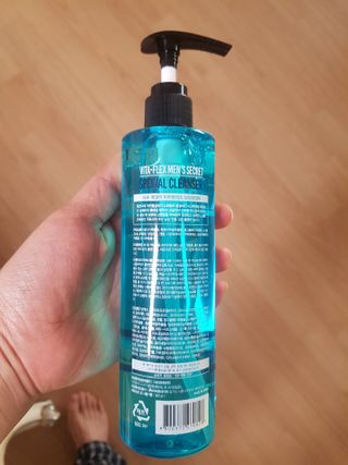 다슈코리아 다슈 데일리 비타플렉스 남성 청결제 — 5점을 준 리뷰어가 2021년 1월 올린 사용 사진