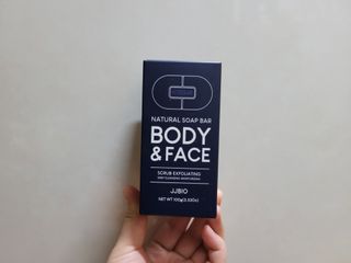 제이제이바이오 허브마사지바 올인원 알약비누 — 4점을 준 리뷰어가 2022년 4월 올린 사용 사진