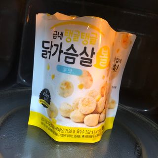 굽네몰 [굽네] 탱글탱글 닭가슴살볼 3종, 닭가슴살 오븐 스테이크 3종 — 5점을 준 리뷰어가 2021년 5월 올린 사용 사진