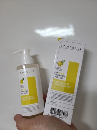랑벨 내츄럴 딥 포어 클렌저 210ml (저자극 약산성 천연 클렌징 젤) — 5점을 준 리뷰어가 2022년 3월 올린 사용 사진