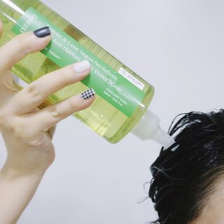 닥터시드 티트리 앤 라임 비건 지성케어 쿨 탈모 두피 워터 스케일러 — 5점을 준 리뷰어가 2024년 5월 올린 사용 사진