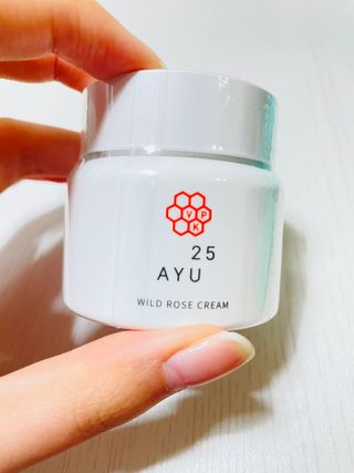 AYU25[아유트웬티파이브]다마스크로즈워터 베이스 천연 수분 촉촉 크림 — 5점을 준 리뷰어가 2021년 4월 올린 사용 사진