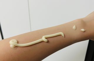 [후르디아] 올리브영 저자극 비건바디로션 — 5점을 준 리뷰어가 2023년 9월 올린 사용 사진