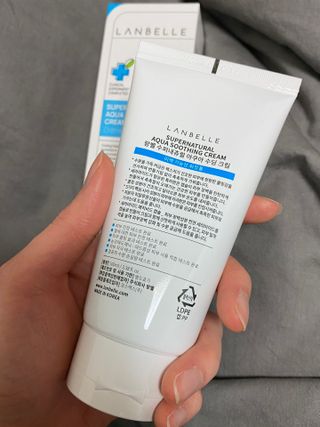랑벨 수퍼내츄럴 아쿠아 수딩 크림 100ml — 5점을 준 리뷰어가 2022년 4월 올린 사용 사진