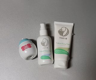 mom e 맘이 내추럴 베이비 케어 크림+바디오일 — 5점을 준 리뷰어가 2021년 1월 올린 사용 사진