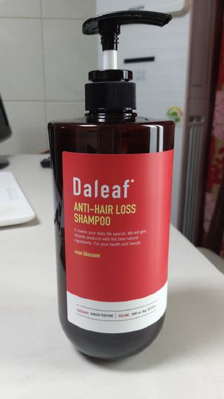 달리프 진저 베러 퍼퓸 탈모 완화 샴푸 1000ml 향 3종 — 5점을 준 리뷰어가 2021년 2월 올린 사용 사진