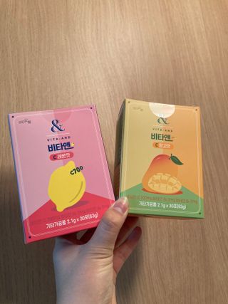 비타앤C 레몬맛, 망고맛 — 5점을 준 리뷰어가 2021년 4월 올린 사용 사진