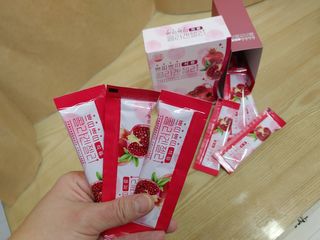 헬스업_쁘띠쁘띠석류콜라겐젤리_20g x 14포 — 5점을 준 리뷰어가 2021년 2월 올린 사용 사진