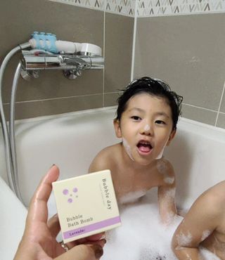 버블데이 배쓰밤 거품입욕제 버블바 6종 — 5점을 준 리뷰어가 2021년 9월 올린 사용 사진