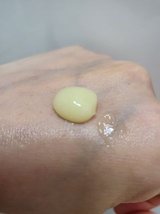랑벨 비타 에너지 잡티 크림 75ml (피부 속 기미완화크림) — 5점을 준 리뷰어가 2022년 4월 올린 사용 사진