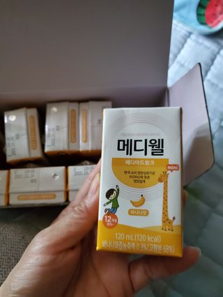 메디웰 페디아드링크 미니 바나나맛 — 5점을 준 리뷰어가 2022년 9월 올린 사용 사진