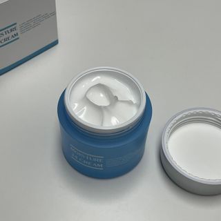 Dr.느루벗 느루벗 모이스쳐 24 크림 — 5점을 준 리뷰어가 2021년 3월 올린 사용 사진