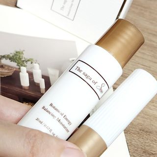 더사가오브수 [사가수] 효혜윤 보태니컬 에너지 에센스인로션 20ml /아이포올 스틱 3g — 5점을 준 리뷰어가 2023년 3월 올린 사용 사진