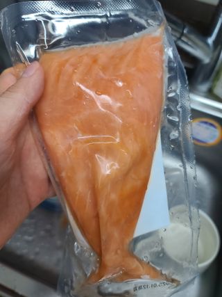 밸런스 다이어트랩 밸다랩 프리미엄 훈제연어 슬라이스 120g — 5점을 준 리뷰어가 2023년 4월 올린 사용 사진