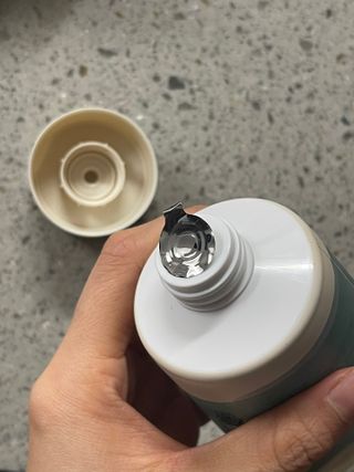 [후르디아] 올리브영 저자극 비건바디로션 — 5점을 준 리뷰어가 2023년 2월 올린 사용 사진