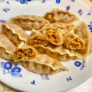 삼양냉동 [삼양] 얇은피불닭왕교자+얇은피까르보불닭왕교자 총4팩 — 5점을 준 리뷰어가 2021년 2월 올린 사용 사진