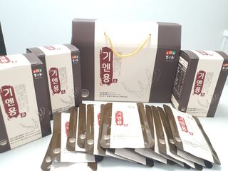 [몸엔용] 무더운 날씨에 국산녹용 기엔용으로 몸보신 50ml x 30포 — 5점을 준 리뷰어가 2021년 6월 올린 사용 사진