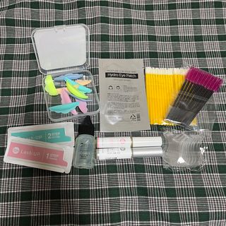 피비에스코리아 [오마이셀프] 셀프 속눈썹펌 키트 뷰러펌 파마 세트 — 4점을 준 리뷰어가 2021년 12월 올린 사용 사진