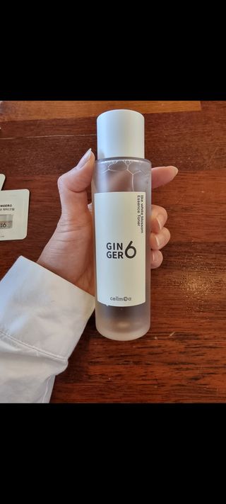 GINGER6 라이크 화이트 블라썸 에센스 토너 — 5점을 준 리뷰어가 2021년 12월 올린 사용 사진