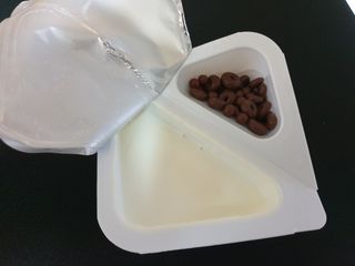 매일바이오 토핑요거트 — 5점을 준 리뷰어가 2021년 5월 올린 사용 사진