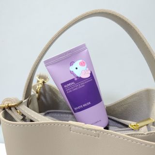 쿤달 BT21 시어버터 앤 마카다미아 퓨어 핸드크림 50ml 7구 기프트 세트 — 5점을 준 리뷰어가 2021년 3월 올린 사용 사진