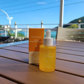 체르엠 스템앤셀 비타민 브라이트닝 에센스 30ml 1개 — 5점을 준 리뷰어가 2021년 9월 올린 사용 사진