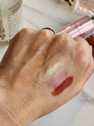 [후르디아] 눈시림없는 올영 립앤아이 리무버 — 5점을 준 리뷰어가 2024년 4월 올린 사용 사진