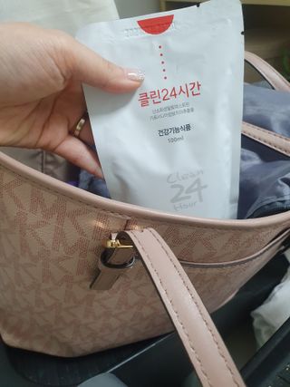 클린24시간 1BOX(5포) + 전용보틀(500ml) — 3점을 준 리뷰어가 2023년 3월 올린 사용 사진
