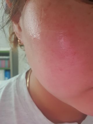 더마포레스트 모이스처라이징 아쿠아크림 / 수분크림 히알루론산 펩타이드 보습 미백 주름개선 — 5점을 준 리뷰어가 2021년 6월 올린 사용 사진