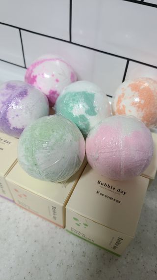 버블데이 배쓰밤 거품입욕제 버블바 6종 — 5점을 준 리뷰어가 2021년 8월 올린 사용 사진