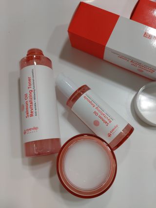 아이앤립 / EYENLIP 아이앤립 연어오일 리바이탈라이징 토너+앰플+크림 3종 세트 — 5점을 준 리뷰어가 2021년 5월 올린 사용 사진