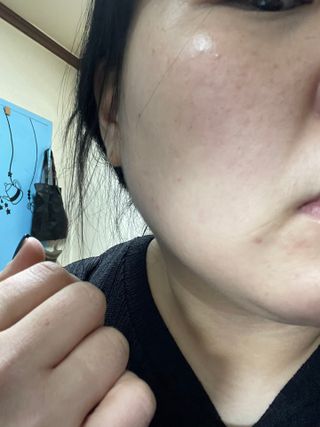 리엔케이 핑크 볼륨 래디언스 컬러크림 에디션 — 4점을 준 리뷰어가 2022년 12월 올린 사용 사진