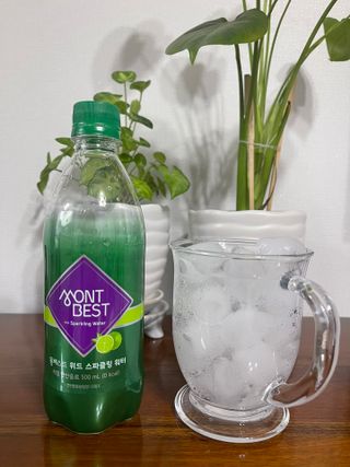 몽베스트 Montbest with Sparkling water Lime20병 — 5점을 준 리뷰어가 2022년 8월 올린 사용 사진