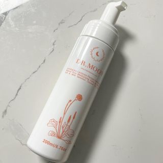 MF프리 [닥터문] 유산균 락토케어 질경초 여성청결제 200ml (폼타입) — 5점을 준 리뷰어가 2022년 7월 올린 사용 사진