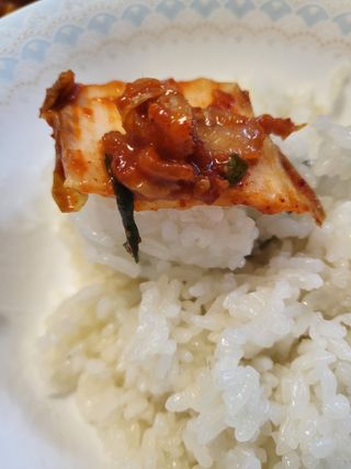 셰프애찬 알배기 겉절이 김치 1kg — 5점을 준 리뷰어가 2022년 11월 올린 사용 사진