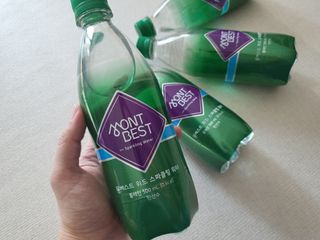 몽베스트 Montbest with Sparkling water Plain 20병 — 5점을 준 리뷰어가 2022년 12월 올린 사용 사진