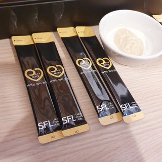 짜먹는 이지견과 짜먹는 이지아몬드, 짜먹는 이지허니피넛, 짜먹는 이지캐슈넛 각 10g X  10포 — 5점을 준 리뷰어가 2021년 3월 올린 사용 사진