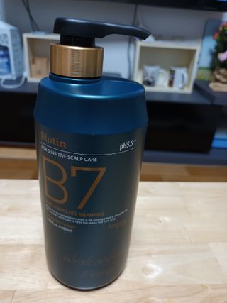 [포레스트스토리] 탈모증상완화 샴푸 1,000ml — 5점을 준 리뷰어가 2022년 3월 올린 사용 사진