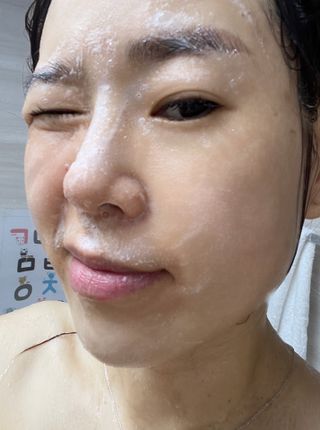 리더스코스메틱 리더스 밀크 밸런싱  마스크  솝 — 4.5점을 준 리뷰어가 2021년 12월 올린 사용 사진