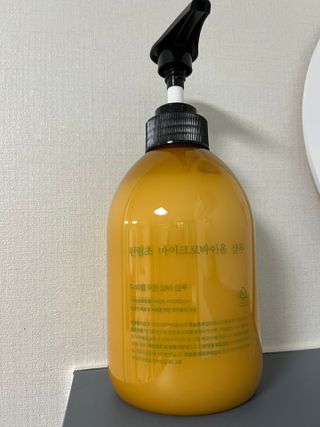 방방곳곳 편림초 마이크로바이옴 샴푸 — 5점을 준 리뷰어가 2022년 4월 올린 사용 사진