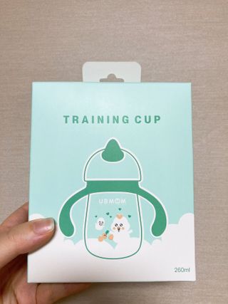 유비맘 트라이탄 코니빨대컵_컬러 랜덤 발송 — 5점을 준 리뷰어가 2021년 1월 올린 사용 사진
