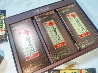 [광동제약] 광동 광옥고 홍삼 본 30포+쇼핑백 증정 — 4점을 준 리뷰어가 2021년 11월 올린 사용 사진