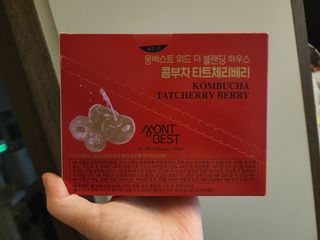 몽베스트 위드더 블랜딩 하우스 콤부차 _ 타트체리베리 — 5점을 준 리뷰어가 2023년 5월 올린 사용 사진