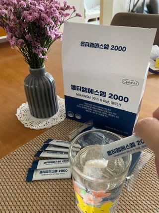 바른비타민 옵티엠에스엠2000 1박스 60포 관절 연골 복합건강기능식품 — 4.5점을 준 리뷰어가 2021년 6월 올린 사용 사진