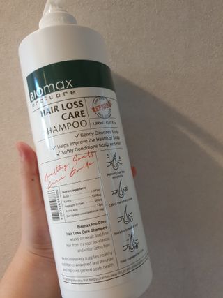 [바이오맥스] 프로코어 탈모완화샴푸 1000ml — 5점을 준 리뷰어가 2022년 8월 올린 사용 사진