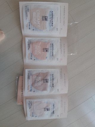 애니가드 셋업메베마스크 (대형 4컬러 + 중형 4컬러) — 5점을 준 리뷰어가 2022년 4월 올린 사용 사진
